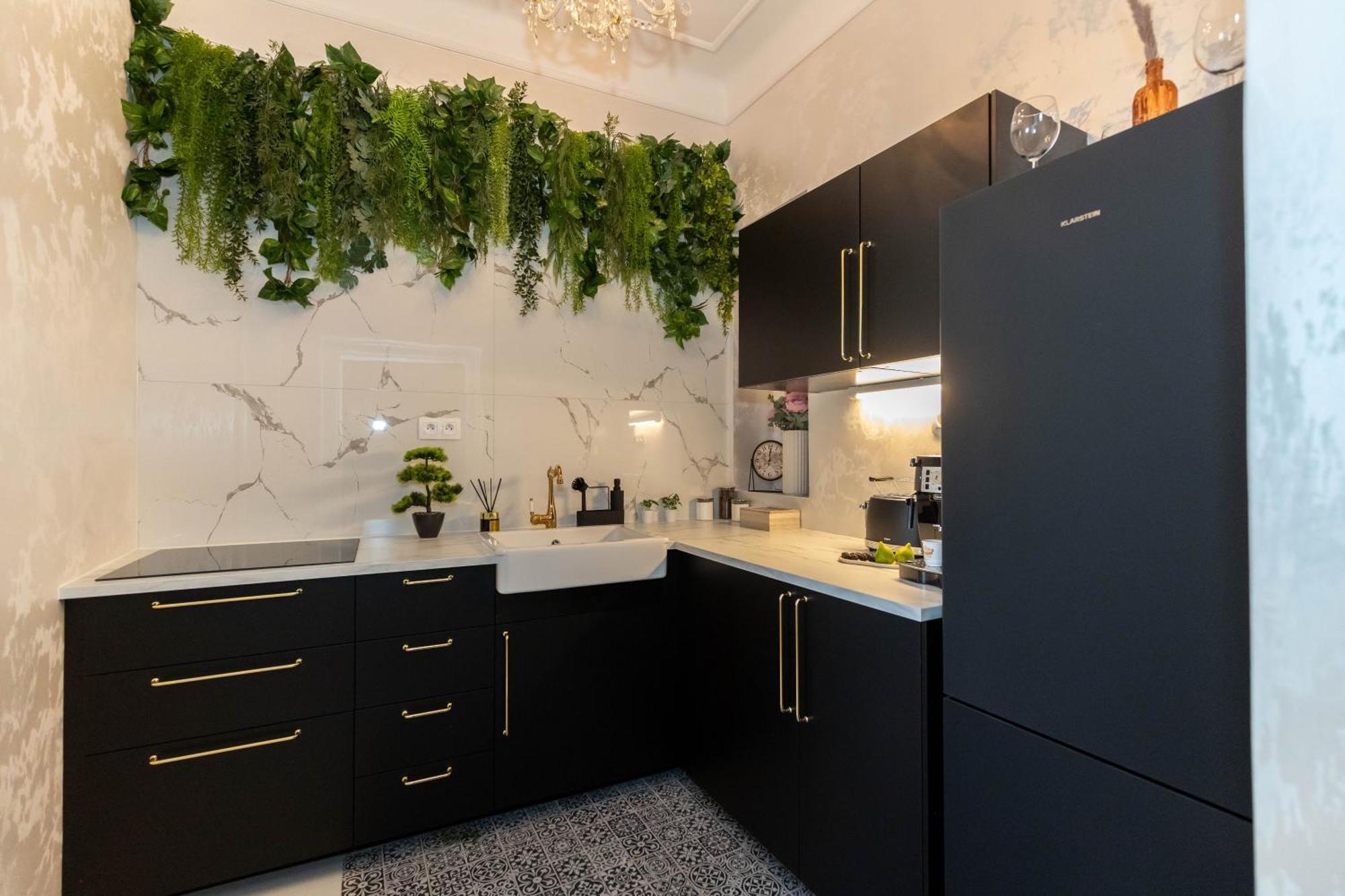 New, Stylish And Spacious Apartment บราติสลาวา ภายนอก รูปภาพ