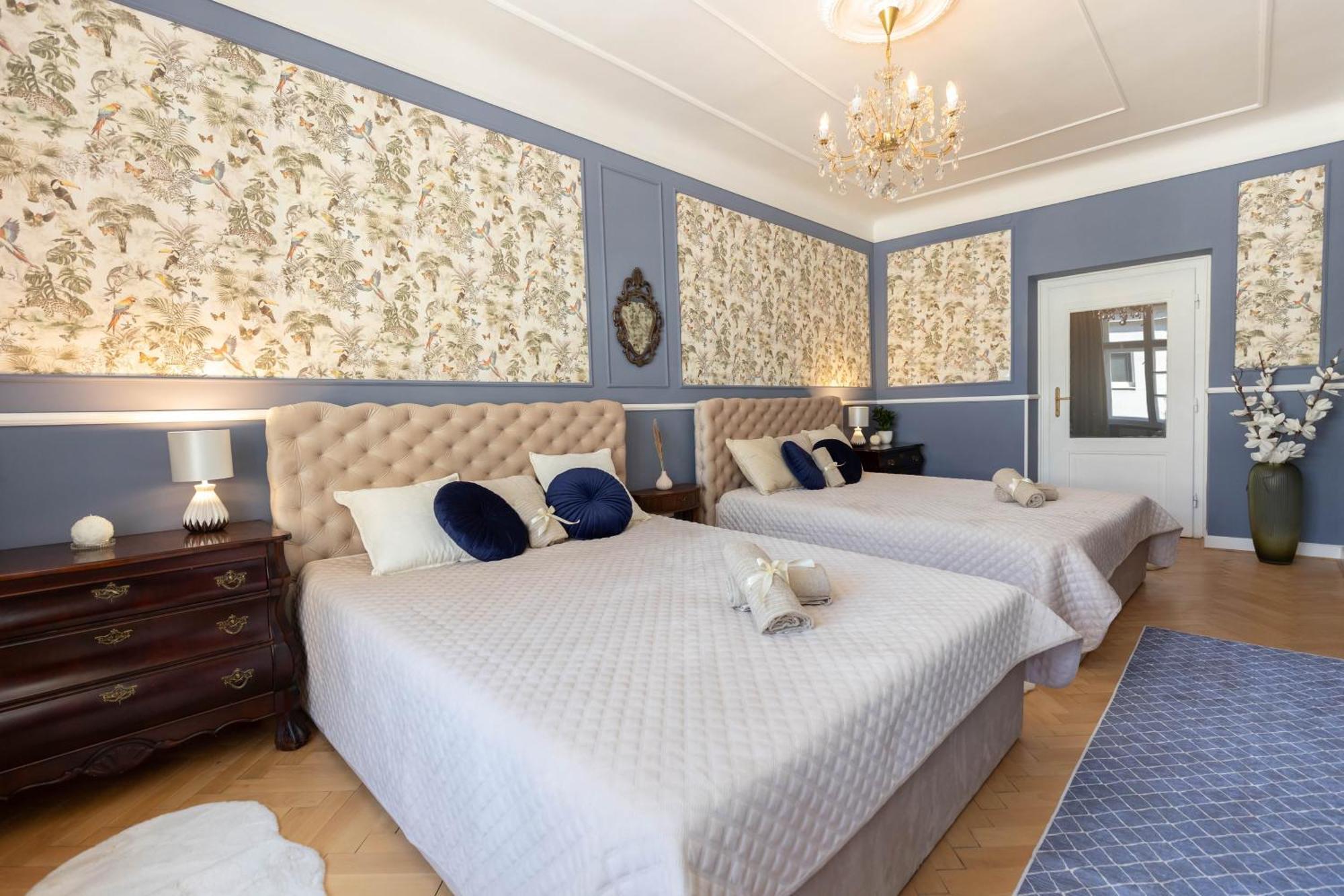 New, Stylish And Spacious Apartment บราติสลาวา ภายนอก รูปภาพ